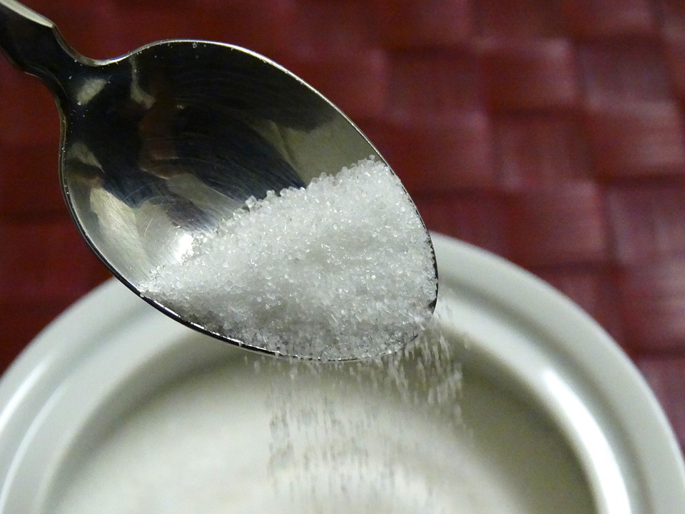 6 Signs You May Be Addicted to Sugar