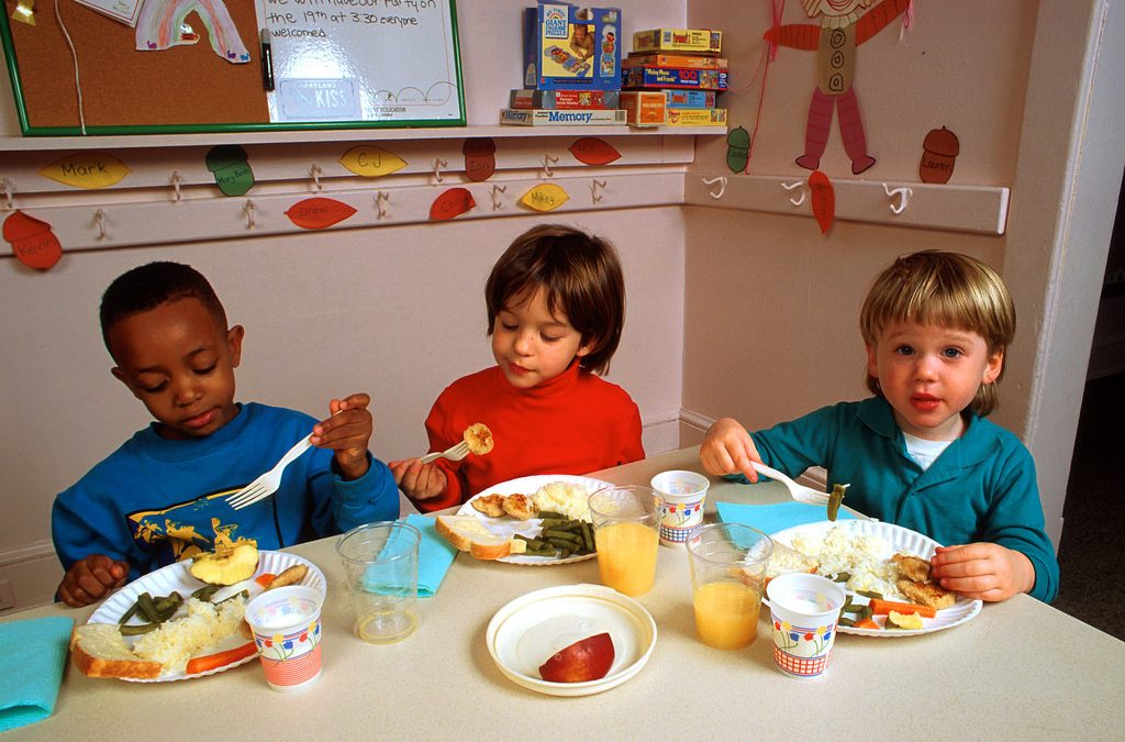 Ways My Toddler is Teaching Me to Eat Well